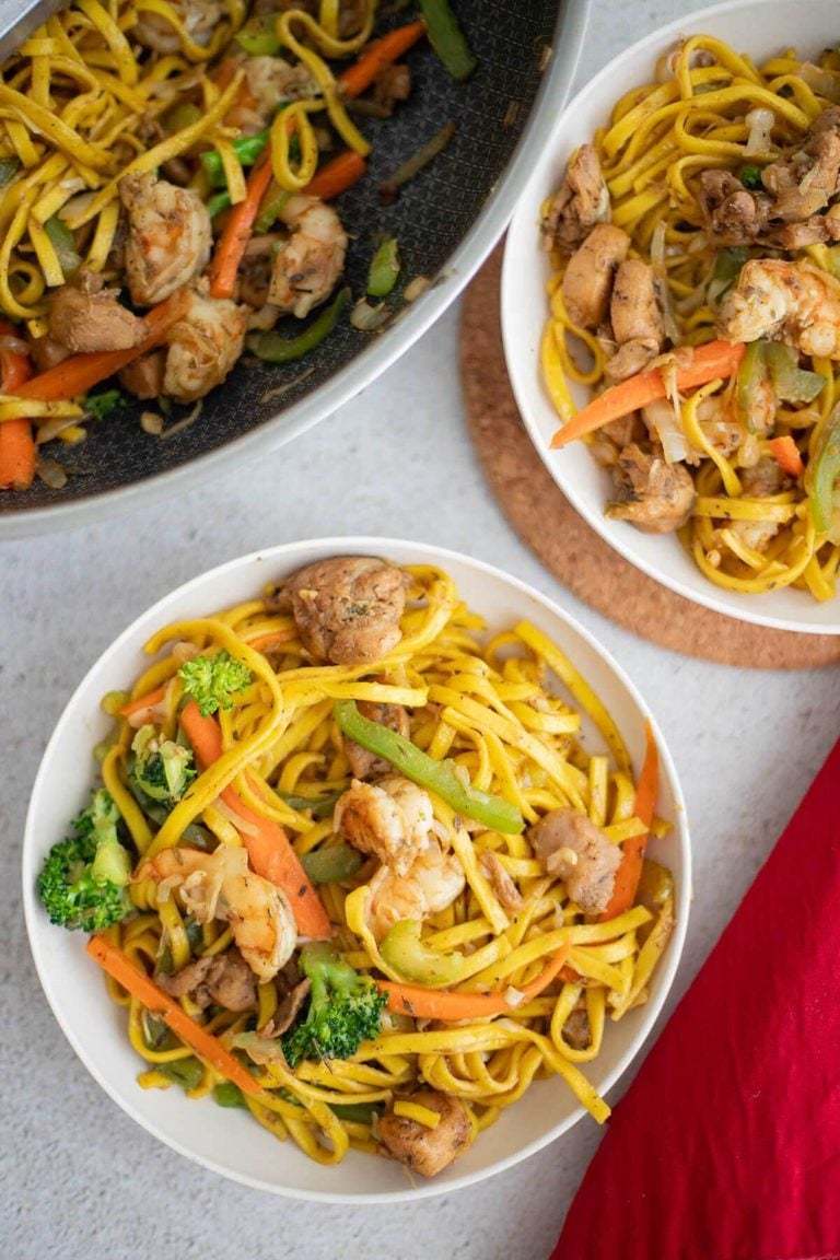 Caribbean Chicken and Shrimp Chow Mein