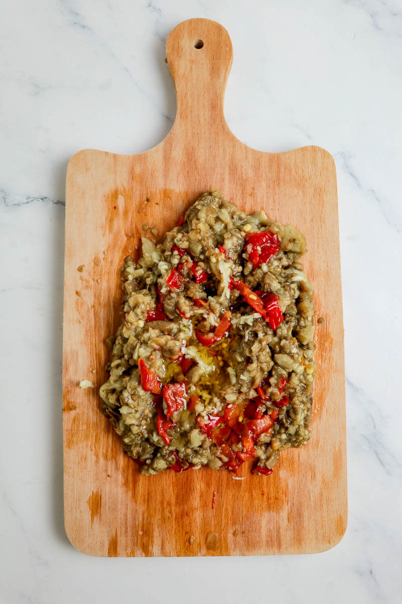 Combined baigan with peppers and coconut oil.