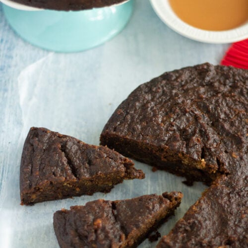 Overhead shot of the cassava black cake