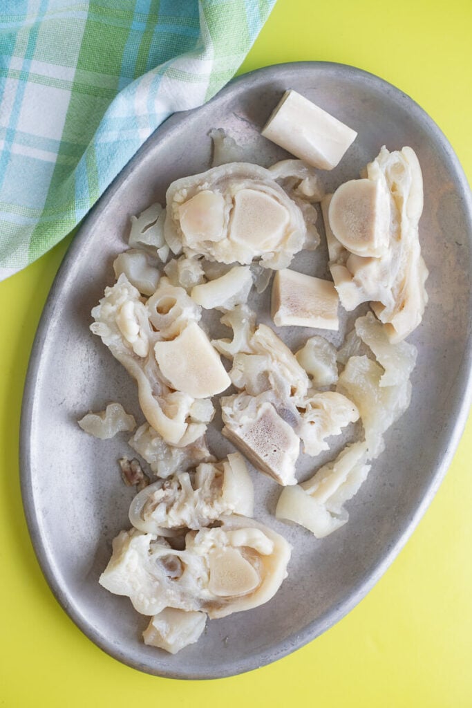 Boiled and tender cow heel to make souse.