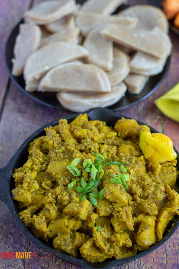 Curry conch and boiled dumplings in the backgroud