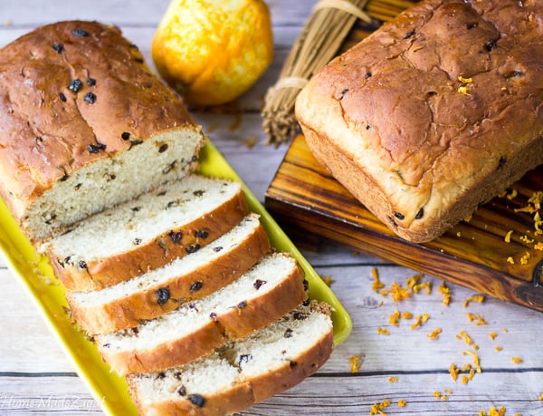 How to make bread with currants