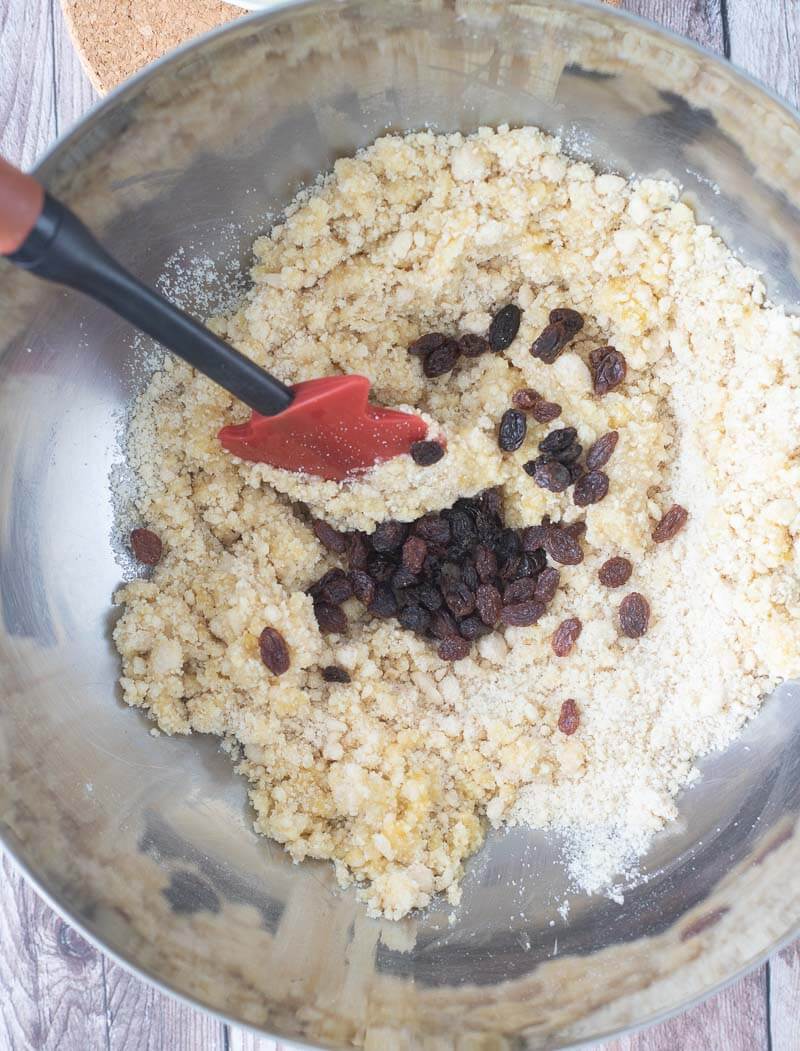 Added raisins to the base to the mixture.