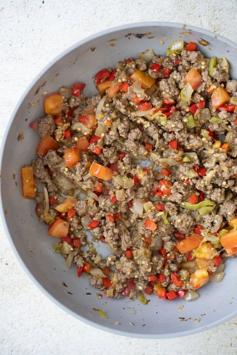 Cooked meat filling to make stuffed eggplant